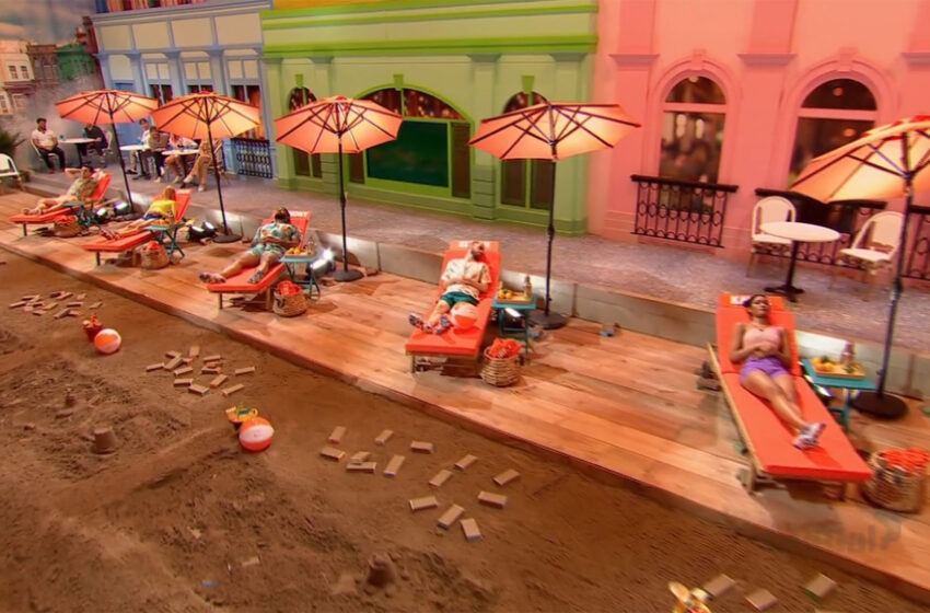 Kayla wins the PoV