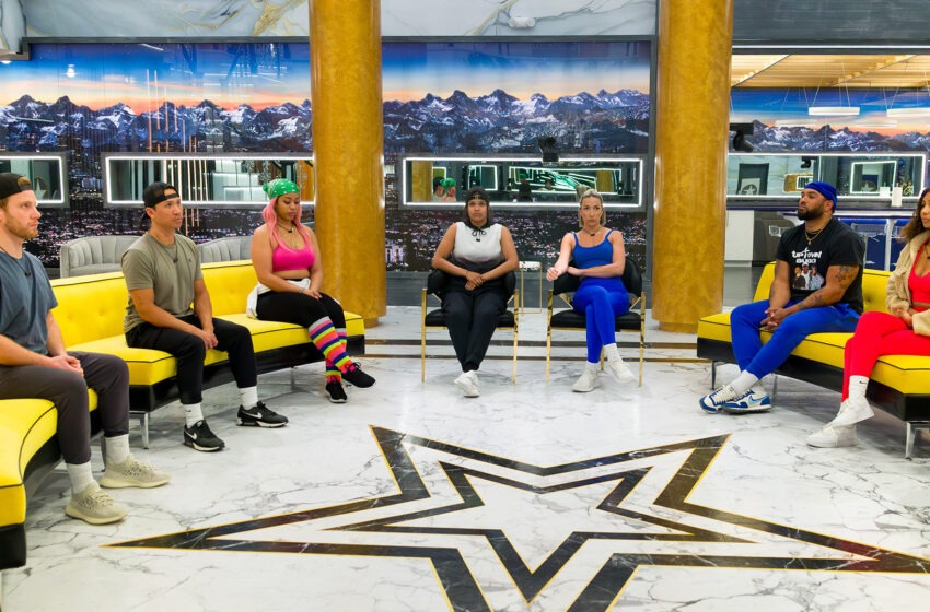 Jury gains 2 new members following classic double eviction